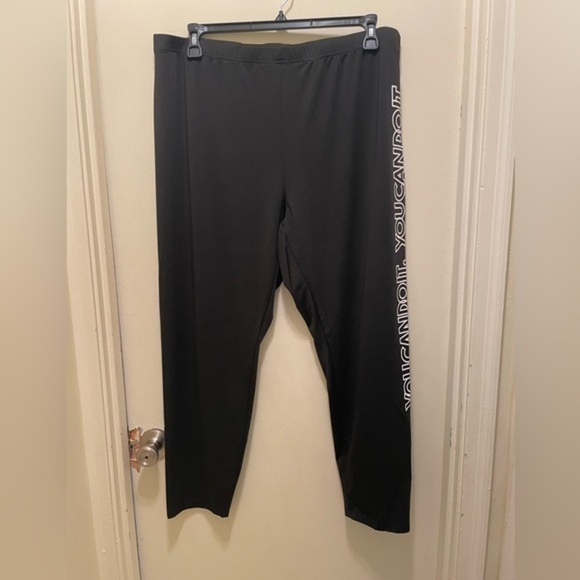 Women’s Black Plus Size Leggings Size 5X Super Stretchy Activewear Loungewear - Picture 1 of 5